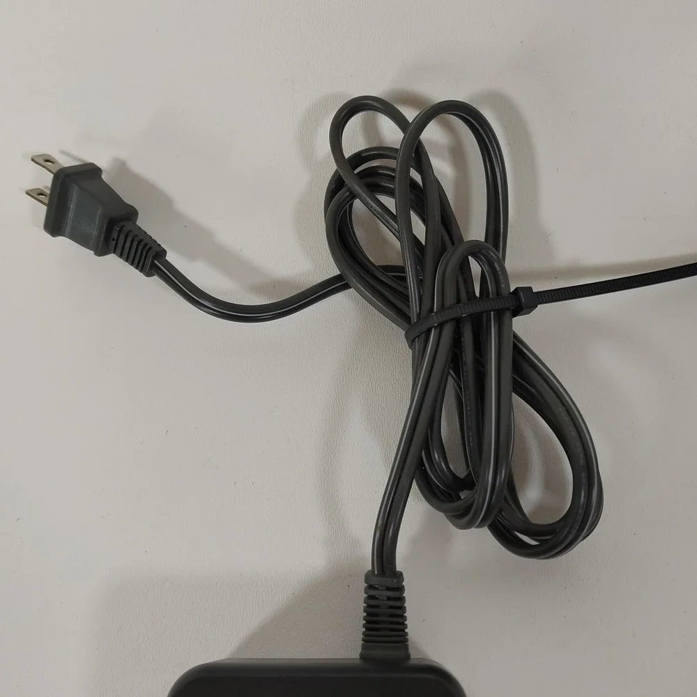 SONY AC-V15 AC Power Adapter/Battery Charger‎ for Handycam Camcorder